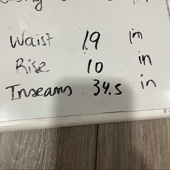 Robin’s Jeans embellished distressed straight leg jeans size 40 x 34 - Picture 9 of 11